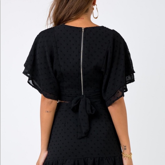 Princess Polly black v neck tie back crop top set - Picture 3 of 4